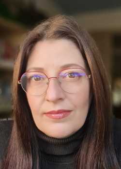 Dr. Eleni Staraki